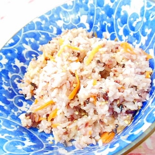 ダシダで作ろ❤人参と胡麻と生姜の混ぜご飯❤